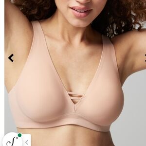 NWT Sonoma Essential Wireless Unlined Bra 40D.